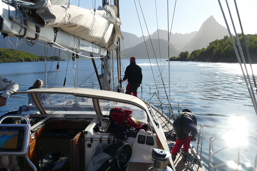 Arctic Sailing On Luxury Yacht Santosa And Mother Nature On Display