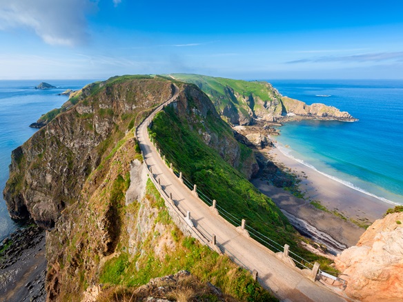 Sailing to France and the Channel Islands